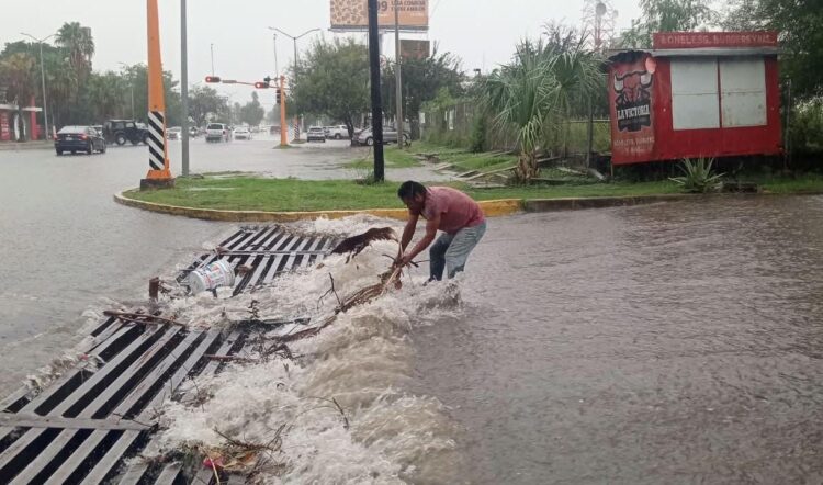 Despliega gobierno de Victoria operativo de auxilio y limpieza tras intensa lluvia